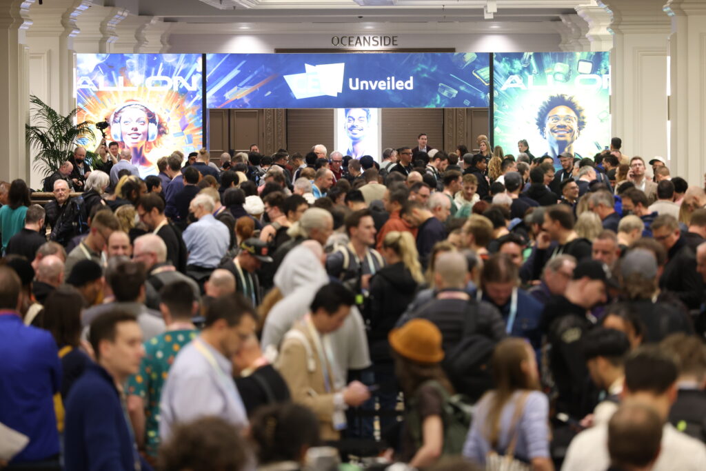 CES 2024_Crowd